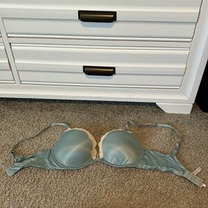 ‘Dream Angels’ Victoria secret Blue 34DD Bra